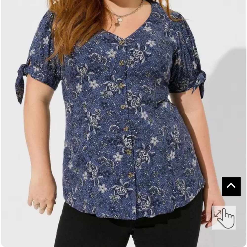 Torrid Fit & Flare Paisley  Rayon Slub Button Up Tie Sleeve Top-Plus size 1